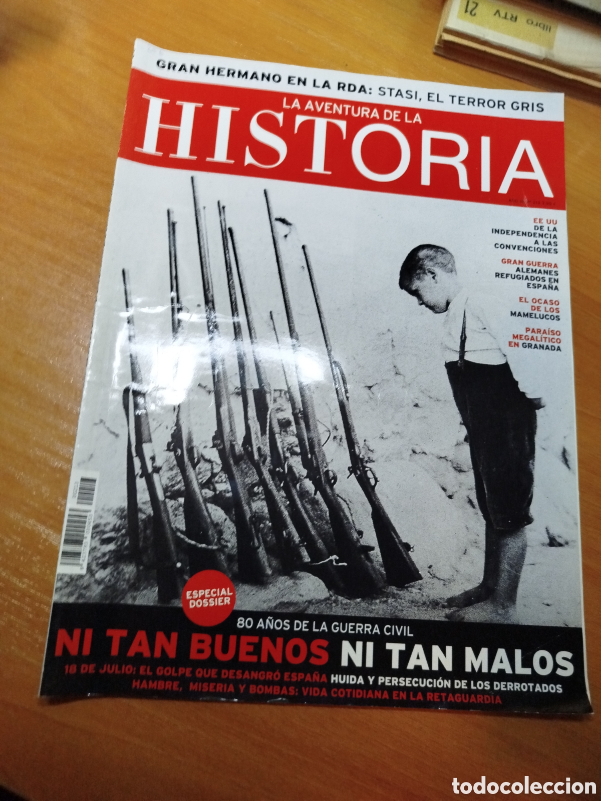 Coleccionismo de revistas y peri&oacute;dicos: Las aventuras de la historia 213. Gran hermano en la RDA. Ni tan buenos ni tan malos