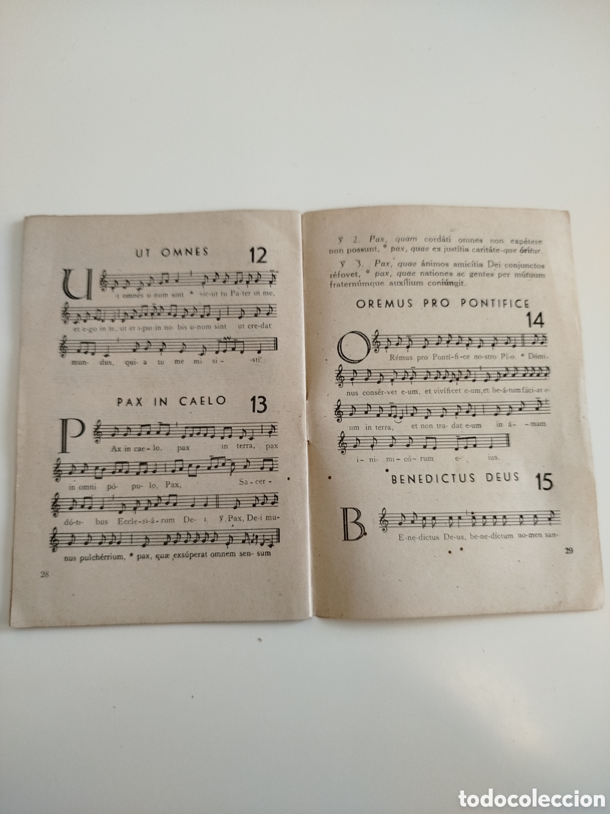 Coleccionismo de revistas y peri&oacute;dicos: Librito de canto religioso. - Foto 3
