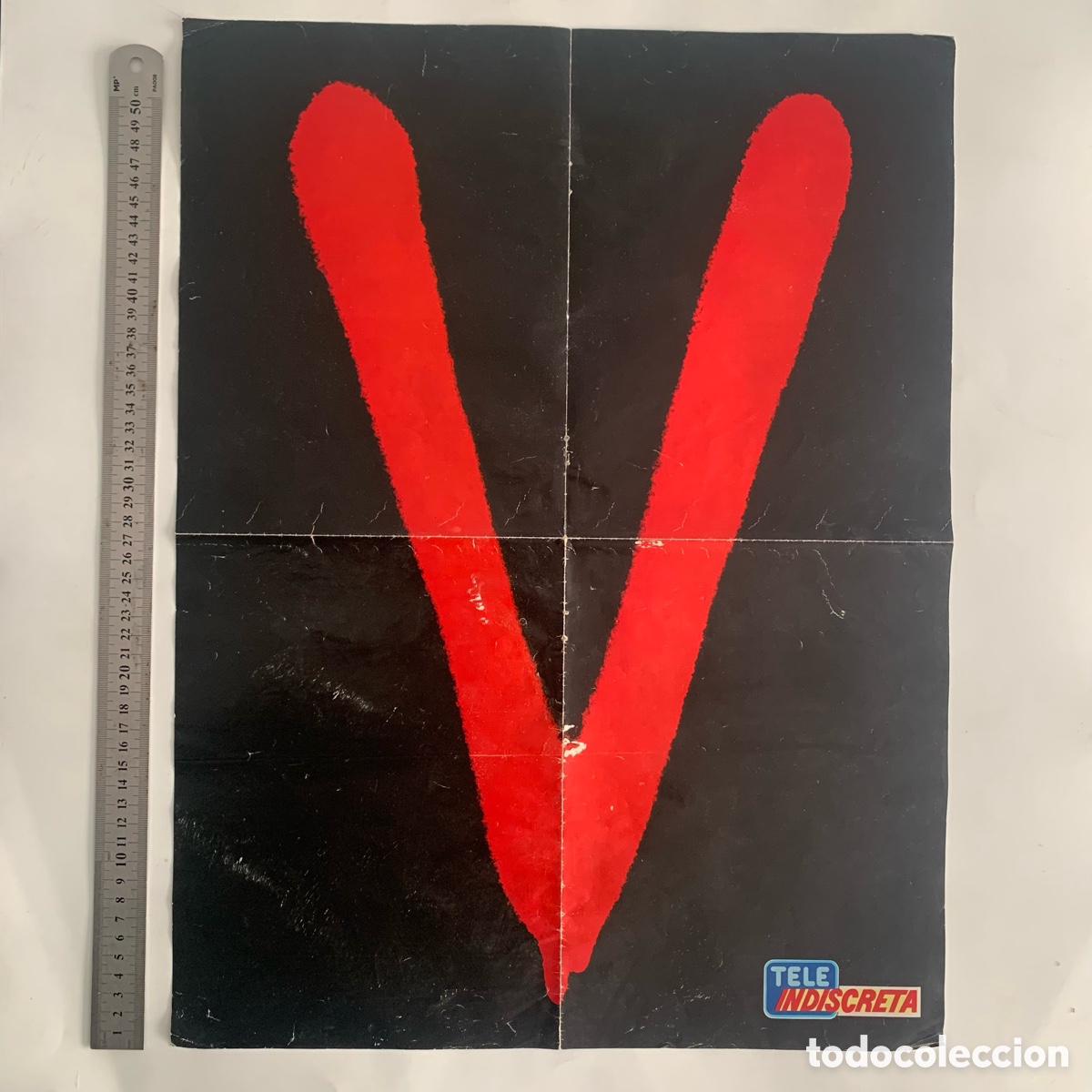 Collection Magazines and Newspapers: P&oacute;ster de la revista tele indiscreta de la serie V los visitantes teleindiscreta