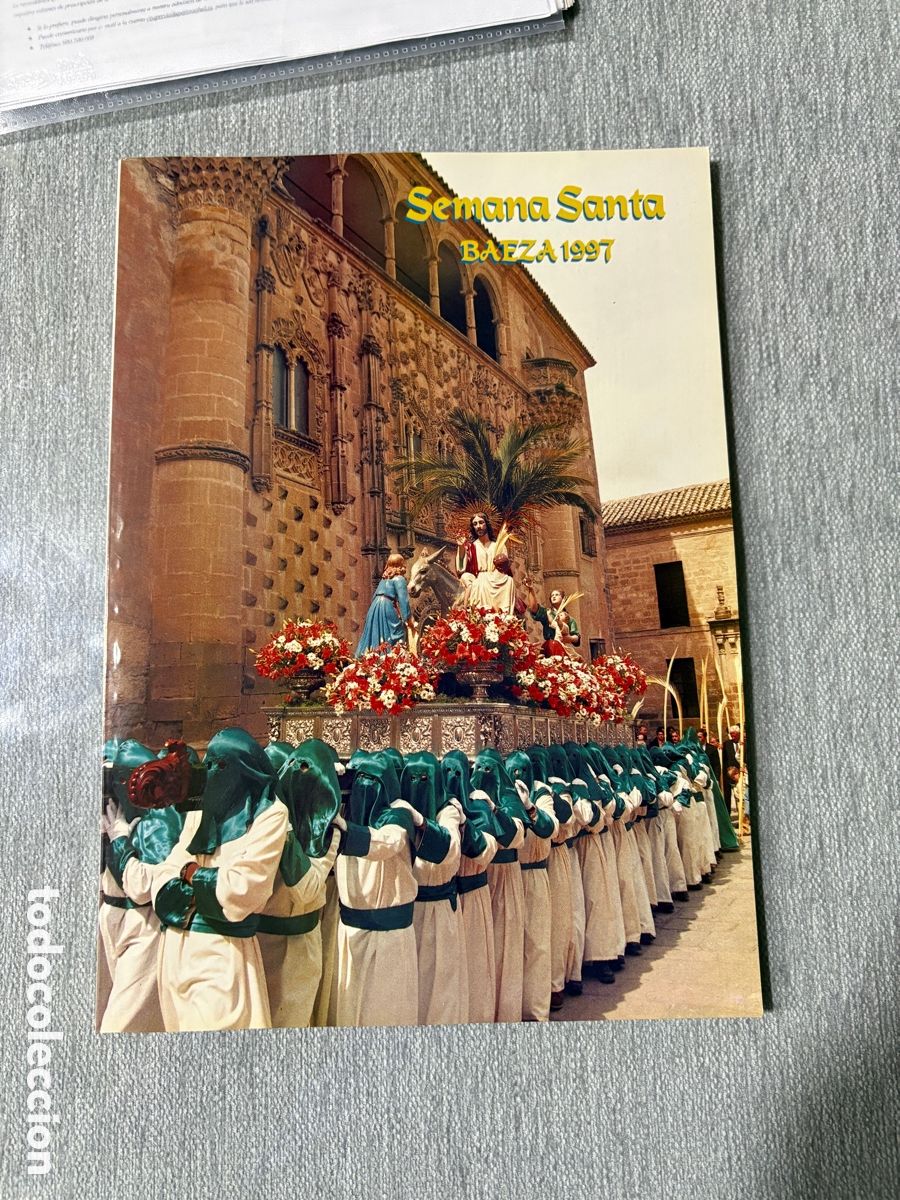 Coleccionismo de Revistas y Peri&oacute;dicos: Libro Oficial de la Semana Santa de Baeza, a&ntilde;o 1997.