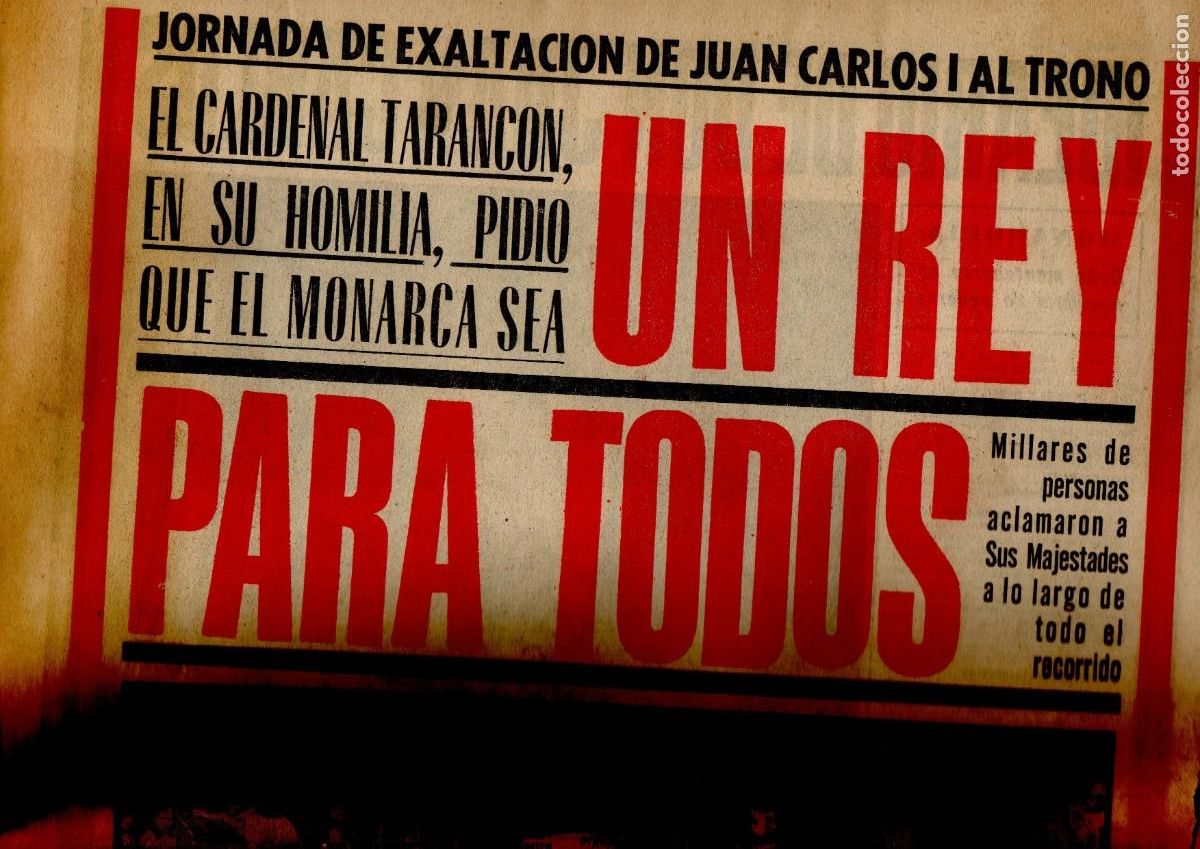 Coleccionismo de Revistas y Peri&oacute;dicos: Manifestaci&oacute;n popular de respaldo al Monarca en la plaza de Oriente jueves 27 de Noviembre de 1975