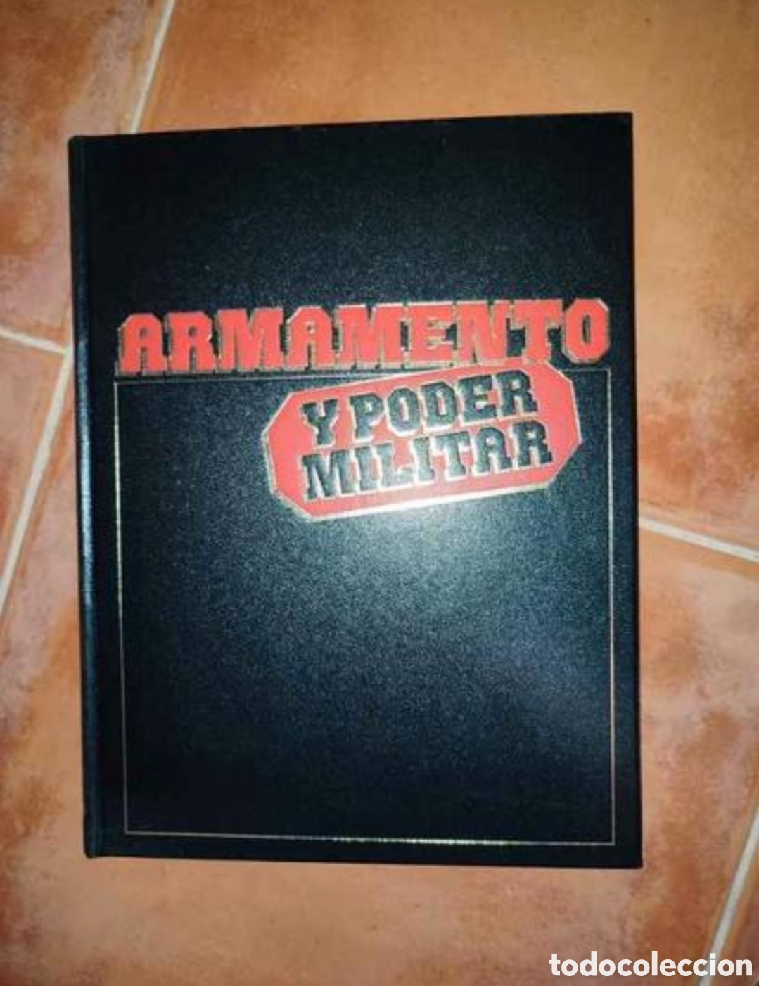 Coleccionismo de revistas y peri&oacute;dicos: Armamento y Poder Militar (8 tomos) - Foto 1