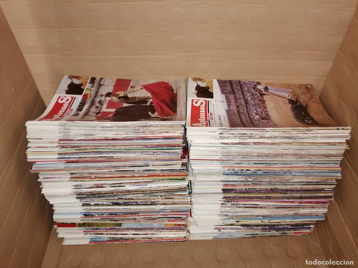 Collection Magazines and Newspapers: PACK 430 Revistas de Toros: APLAUSOS, Semanario (de 1983 a 2004) No. 286 a 1407 (NO CONSECUTIVOS)