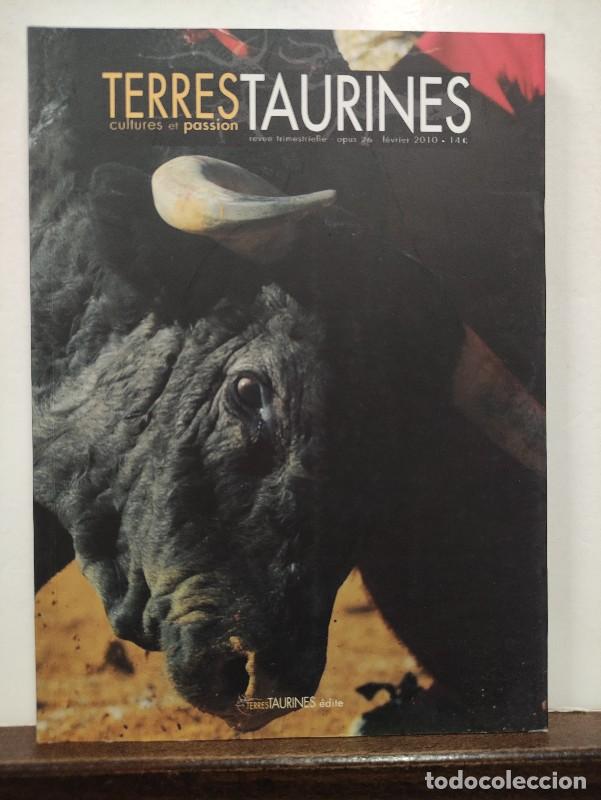 Collectionnisme de Revues et Journaux: TERRES TAURINES - 26 - CULTURES ET PASSION - ANDR&Eacute; VIARD - TIERRAS TAURINAS