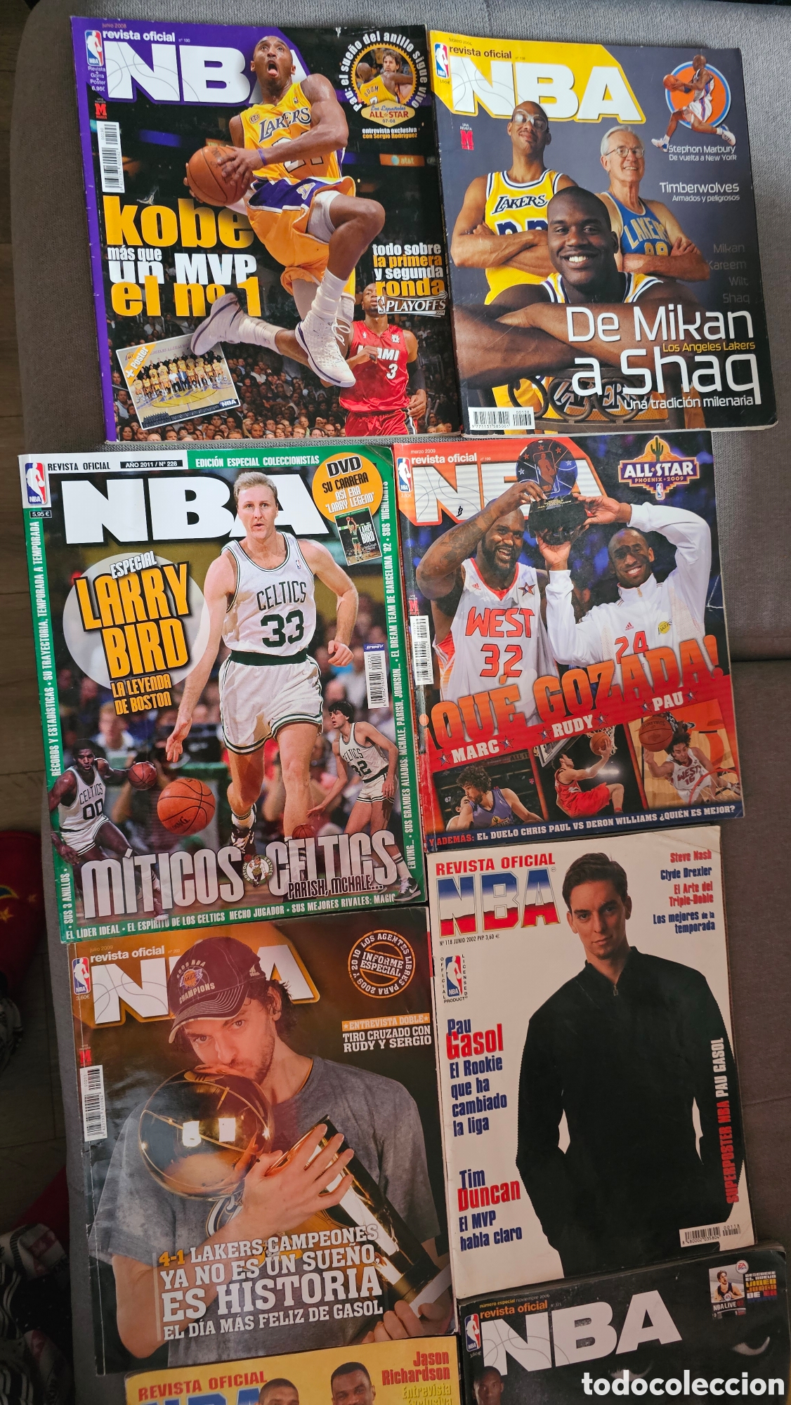 Coleccionismo de Revistas y Peri&oacute;dicos: Lote 9 Revistas oficiales NBA