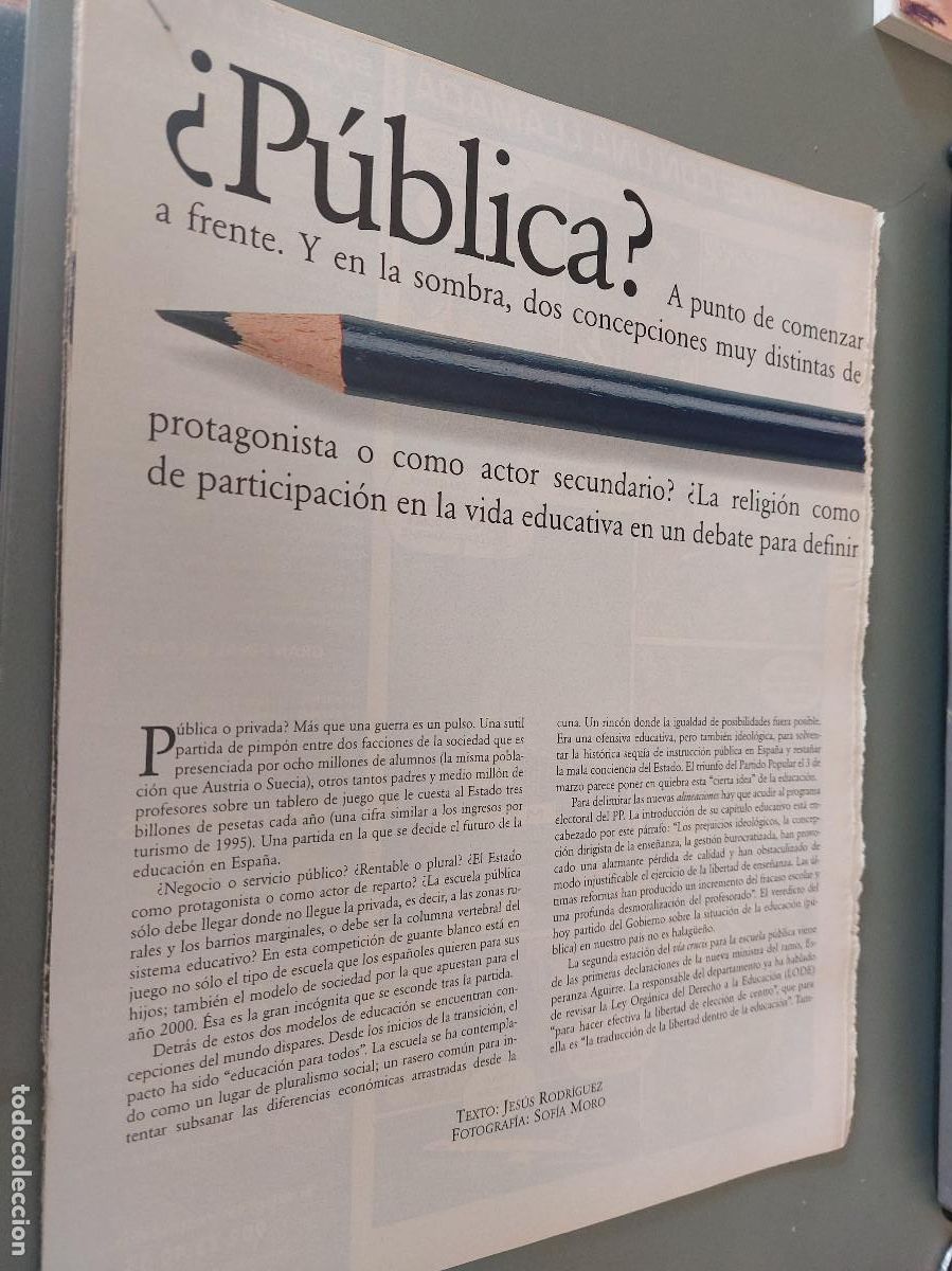 Coleccionismo de Revistas y Peri&oacute;dicos: EDUCACI&Oacute;N P&Uacute;BLICA O PRIVADA. 5 P&Aacute;GINAS. ART&Iacute;CULO EXTRAIDO DE REVISTA. GRAPA. COMPLETO