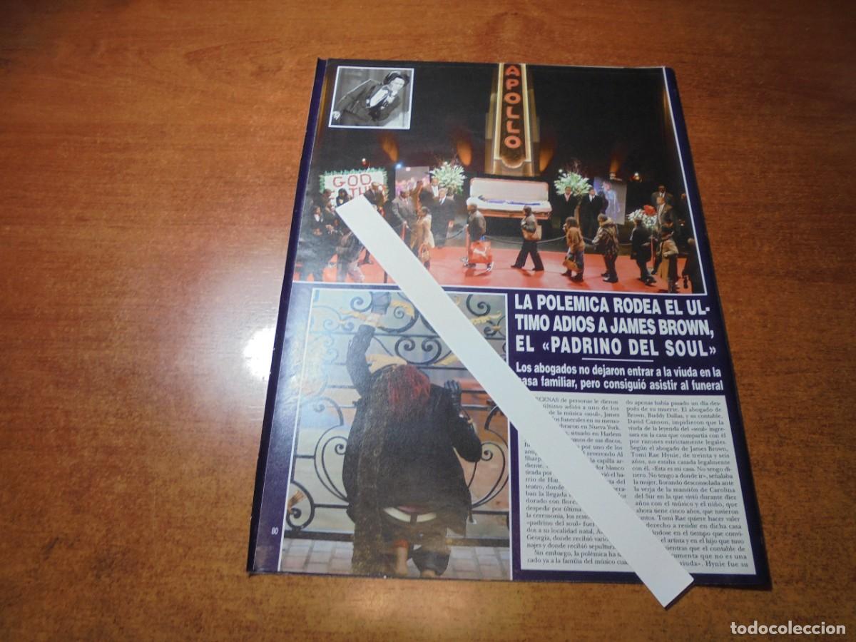 Coleccionismo de Revistas y Peri&oacute;dicos: CLIPPING 2007 JAMES BROWN, &Uacute;LTIMO ADI&Oacute;S. SCHWARZENEGGER. GERALD FORD. BENEDICTO XVI. ESTHER KOPLOWIT