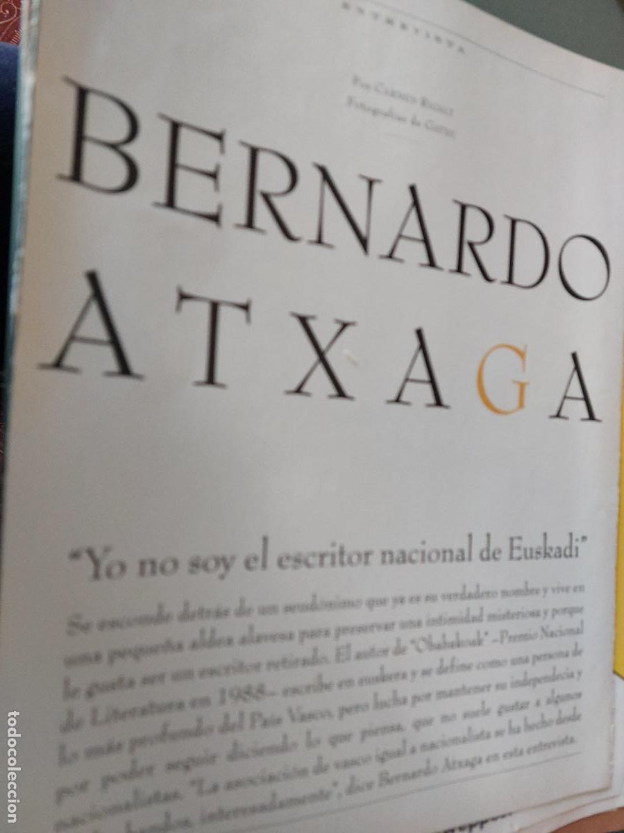 Sammeln von Zeitschriften und Zeitungen: BERNARDO ATXAGA. LITERATURA. 5 P&Aacute;GINAS. ART&Iacute;CULO EXTRAIDO DE REVISTA. GRAPA. COMPLETO