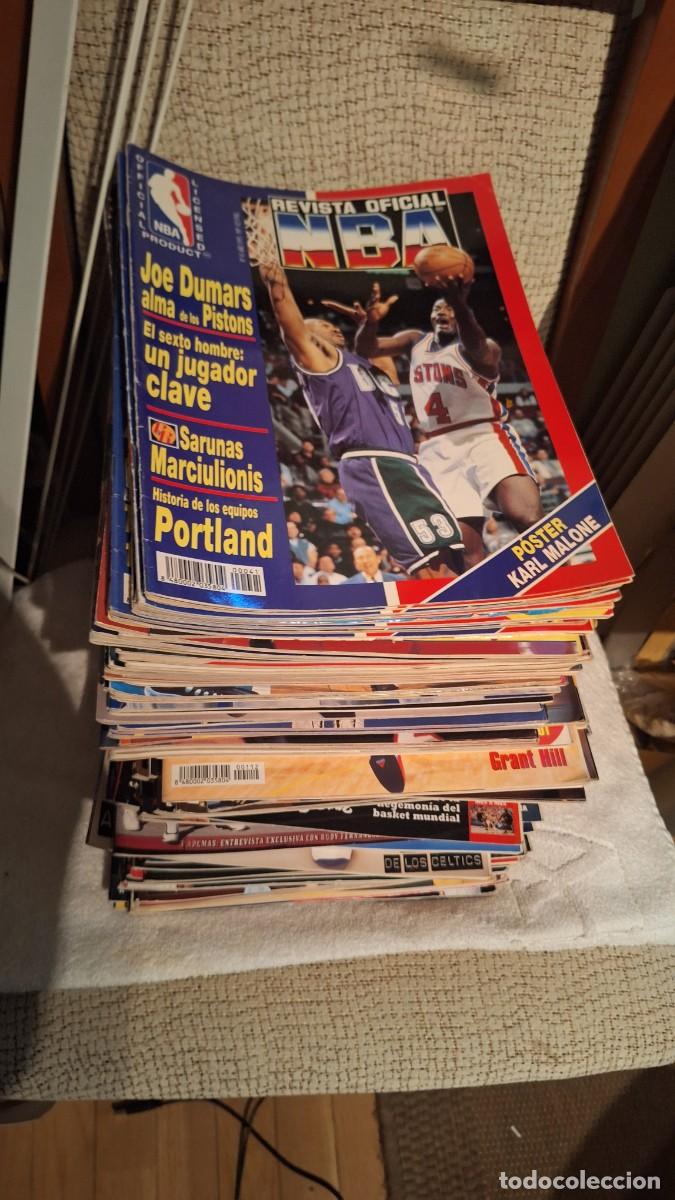 Collection Magazines and Newspapers: REVISTA OFICIAL NBA VARIAS &Eacute;POCAS