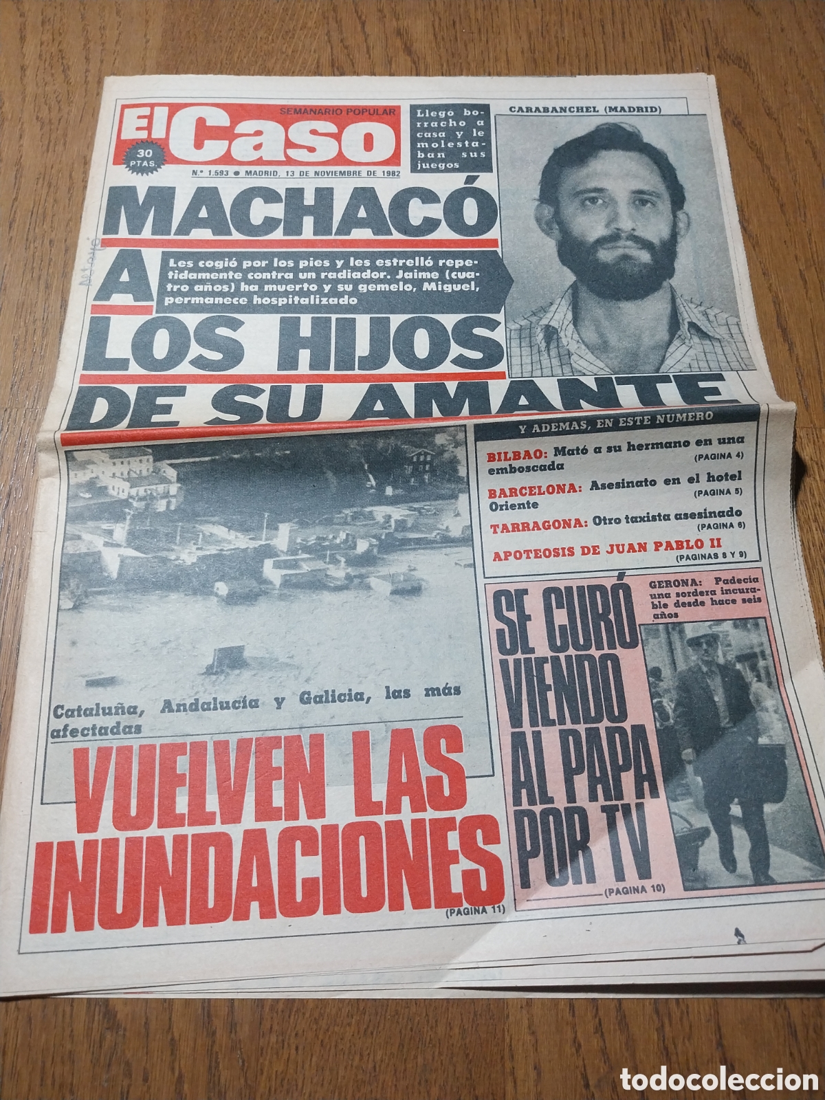 Coleccionismo de Revistas y Peri&oacute;dicos: EL CASO 1982 SE CURO VIENDO AL PAPA POR TV PALAMOS.VIAJE APOTEOSICO JUAN PABLO II A ESPA&Ntilde;A.CRUZ ROJA