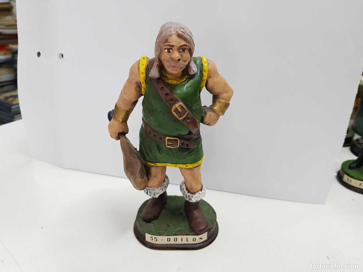 Collectionnisme de Revues et Journaux: El Boletin: Figura Resina Odilon serie Katan de Brocal Remohi -