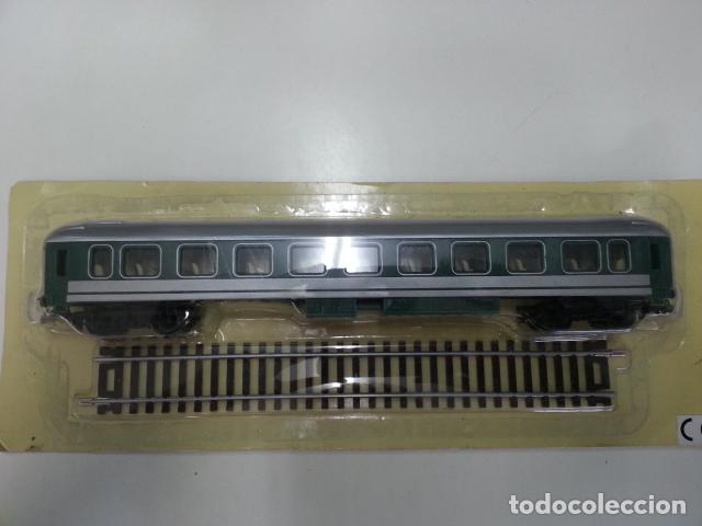 Sammeln von Zeitschriften und Zeitungen: TREN Escala/ SCALE TRAIN: VAGON DE TREN y VIA (Plastico) - VARIOS