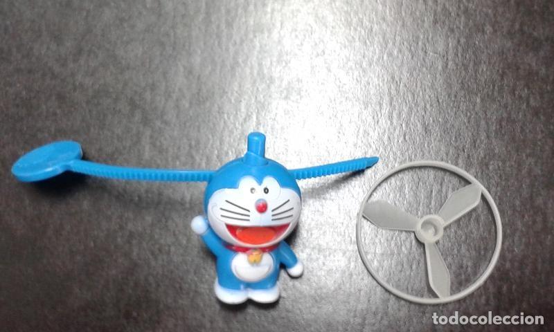 Coleccionismo de Revistas y Peri&oacute;dicos: Figura juego serie Doraemon - Varios