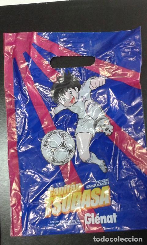 Coleccionismo de Revistas y Peri&oacute;dicos: Bolsa propaganda Glenat de Captain t Subasa y Bleach - Varios