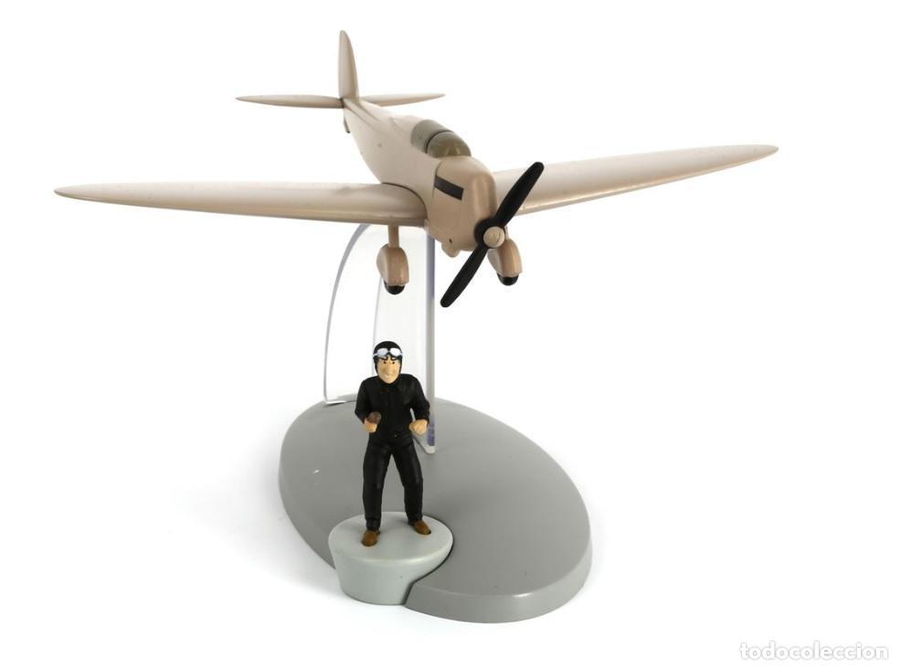 Sammeln von Zeitschriften und Zeitungen: Avion Tintin con figura bandido: avion HEINKEL 70 BEIGE del album La isla negra 2014 (ref. #29538) -