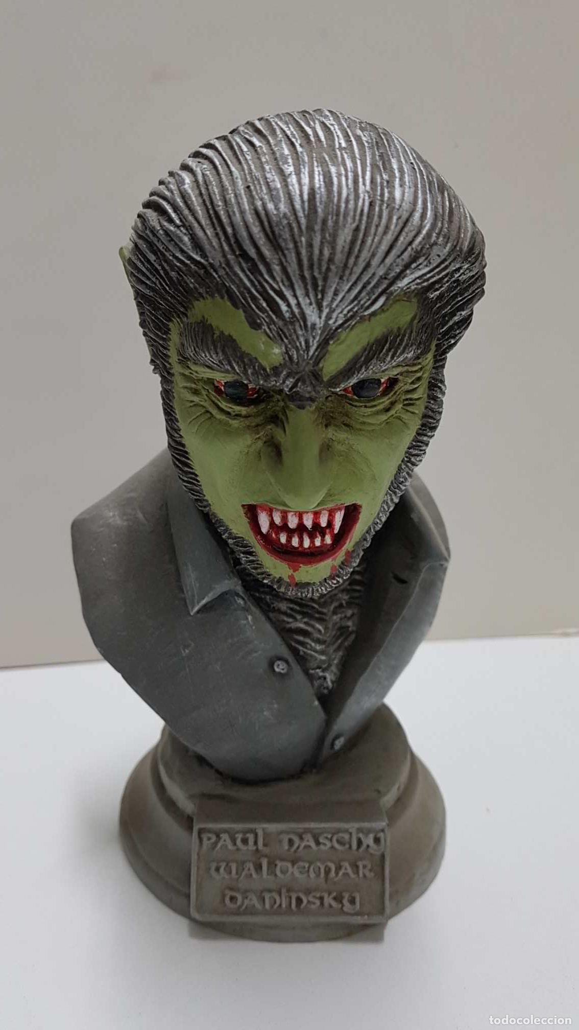 Coleccionismo de Revistas y Peri&oacute;dicos: Figura Resina Paul Naschy (HOMBRE LOBO), pintada cara color verde, PIEZA UNICA - Varios