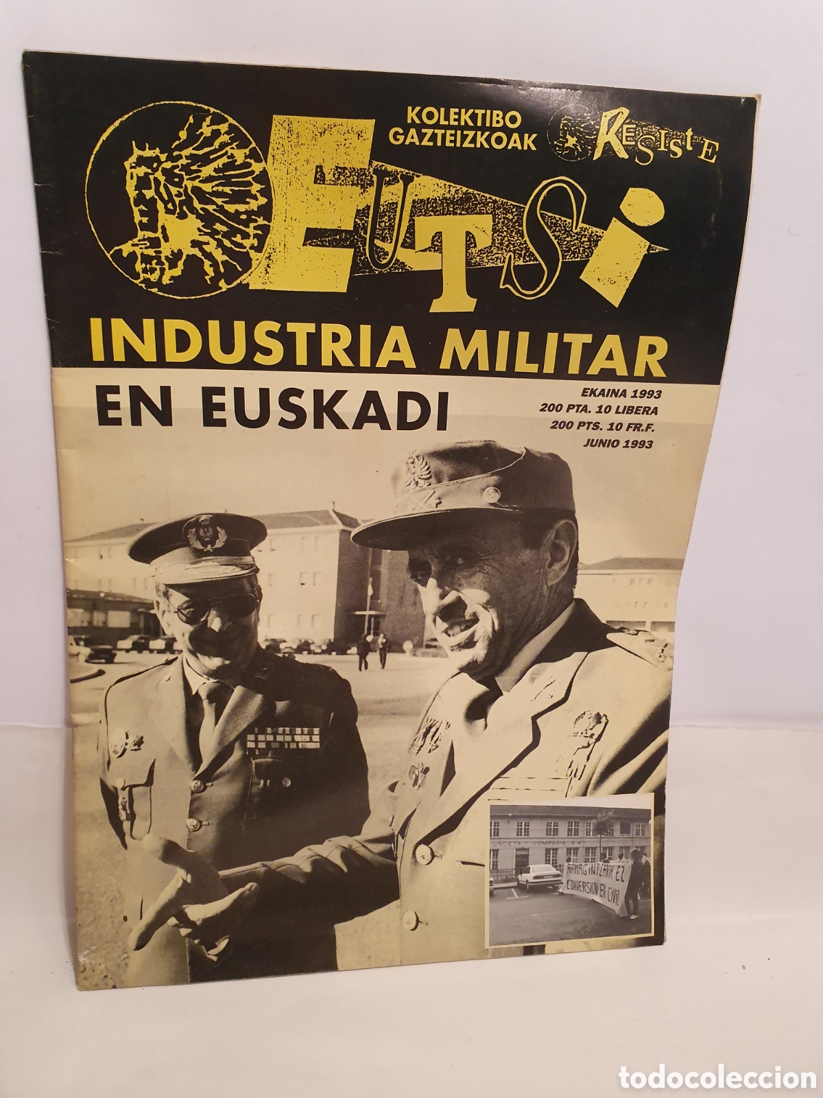 Coleccionismo de Revistas y Peri&oacute;dicos: EUTSI. KOLEKTIBO GAZTEIZKOAK. RESISTE. REVISTA ANTIMILITARISTA. 1993.