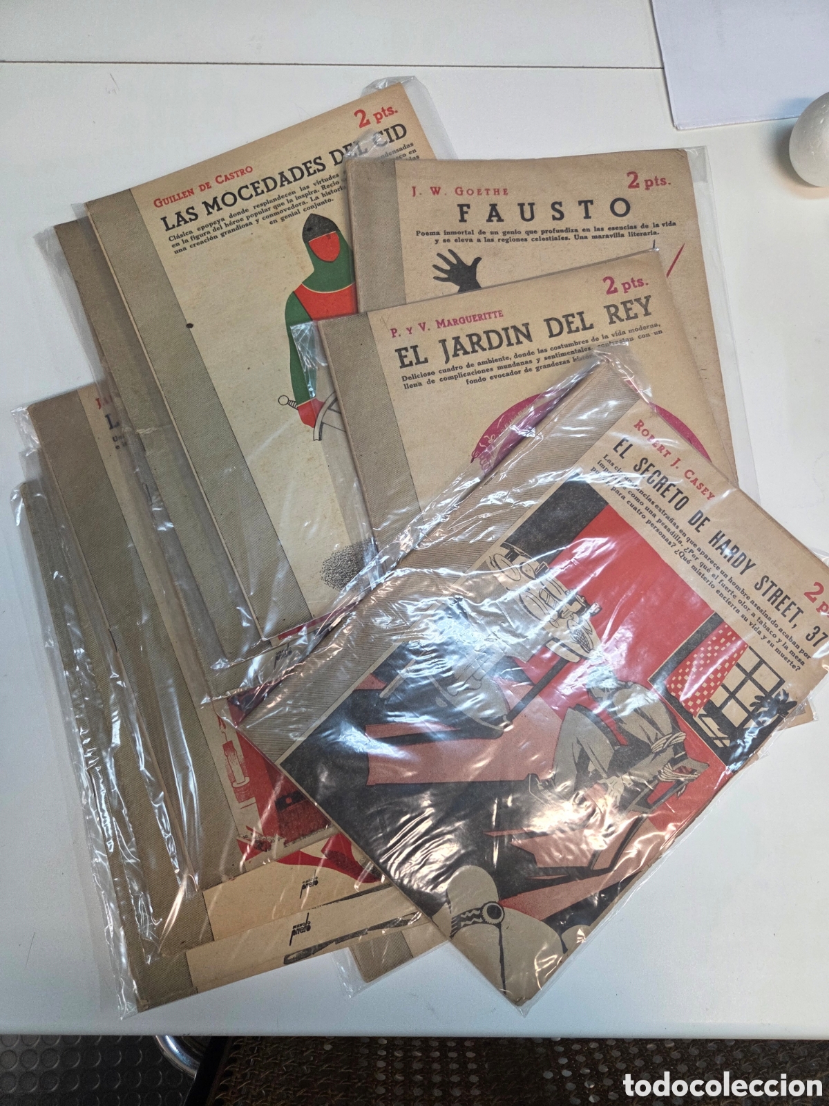 Coleccionismo de Revistas y Peri&oacute;dicos: Revista literaria. Novelas y Cuentos. 12 n&uacute;meros.