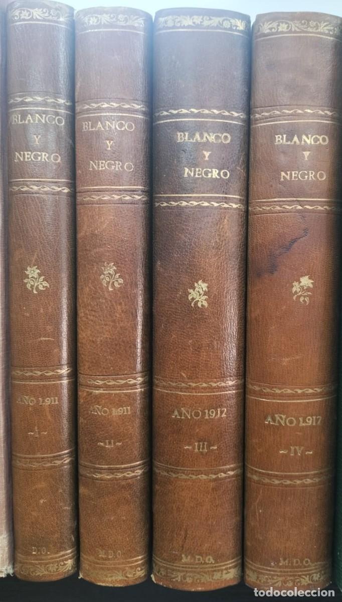 Coleccionismo de Revistas y Peri&oacute;dicos: 4 VOL&Uacute;MENES BLANCO Y NEGRO 1911 Y 1912 - BELLA ENCUADERNACI&Oacute;N - Toros, f&uacute;tbol, pol&iacute;tica