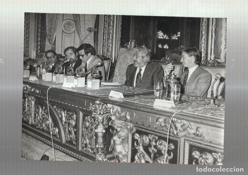 Collection Magazines and Newspapers: Foto Prensa numero 292: Carlos Bustelo en la camara de comercio - Varios