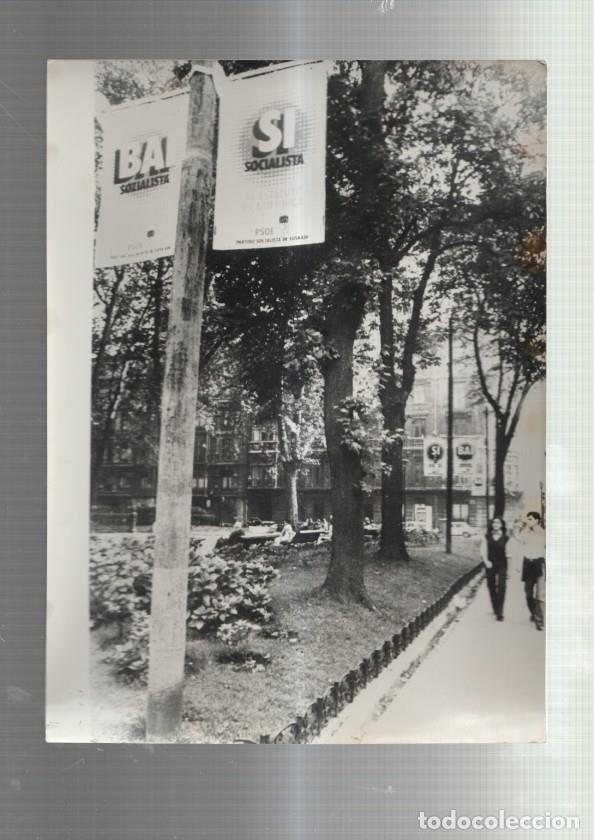 Colecionismo de Revistas e Jornais: Foto Prensa numero 242: Referendum estatuto Guernica - Varios