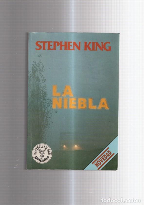 Coleccionismo de Revistas y Peri&oacute;dicos: La niebla (EJEMPLAR CON HUELLA DE HABER ESTADO EN LUGAR HUMEDO) - Stephen King