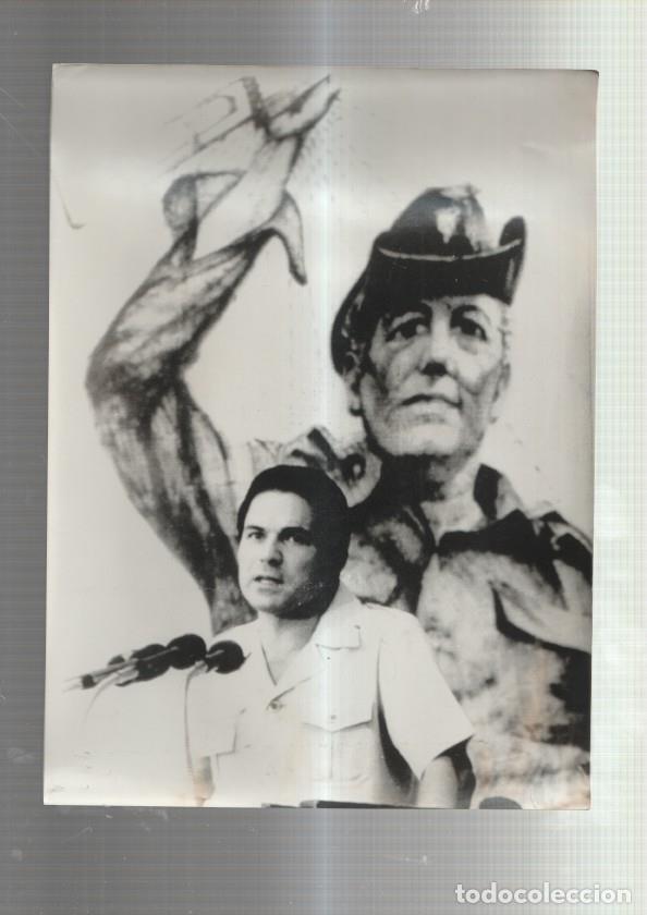 Collection Magazines and Newspapers: Foto Prensa numero 251: Aristides Royo presidente paname&ntilde;o - Varios