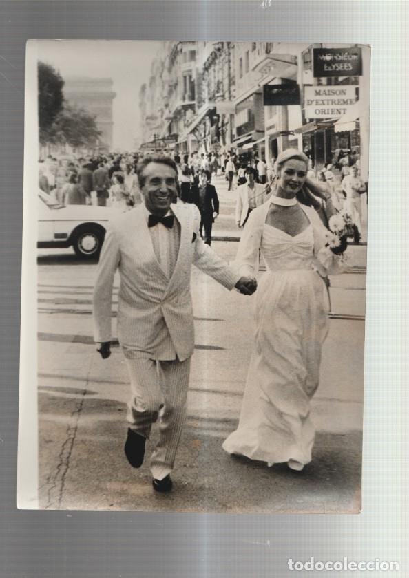 Coleccionismo de Revistas y Peri&oacute;dicos: Foto Prensa numero 203: Albert Raisner el mago de la Harmonica - Varios