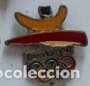 Coleccionismo de Revistas y Peri&oacute;dicos: Pin Barcelona 92 aros de colores - Varios