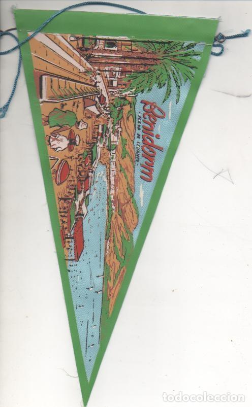 Coleccionismo de Revistas y Peri&oacute;dicos: Banderin E00006: Banderin Benidorm, Playa de Devante - NULL