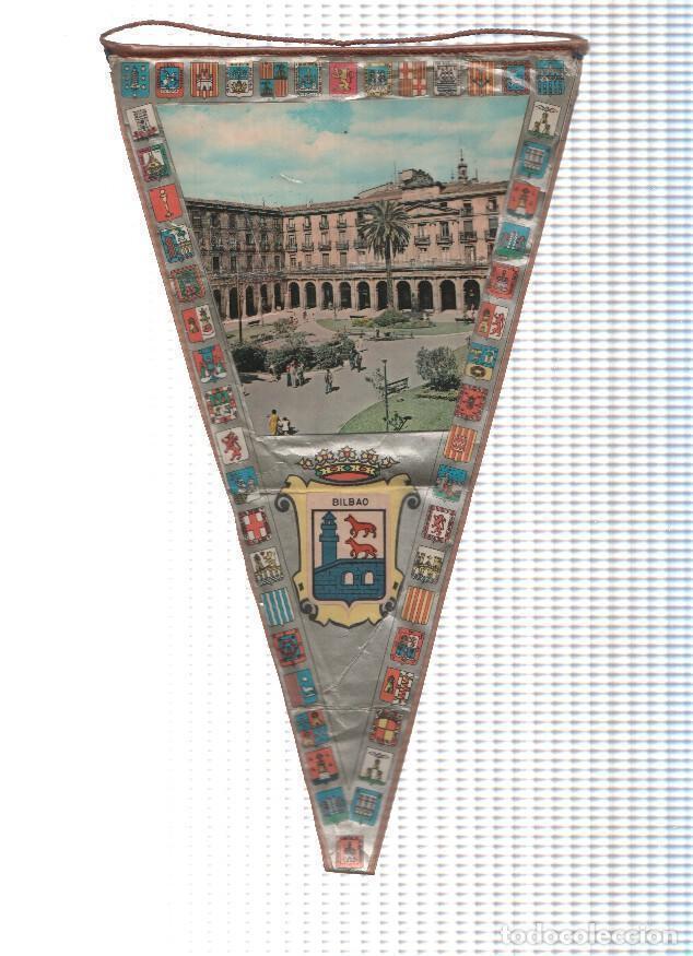 Colecionismo de Revistas e Jornais: Banderin: BILBAO - Vista de la Plaza Mayor de Bilbao y escudo de la localidad - Varios