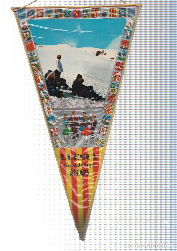 Coleccionismo de Revistas y Peri&oacute;dicos: BANDERIN: LLESUY, Lleida - Imagen de personas en Pistas de Esqui de ALTARS en Llesuy - VARIOS