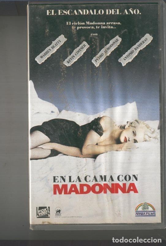 Coleccionismo de Revistas y Peri&oacute;dicos: VIDEO VHS: En la cama con Madonna - VARIOS