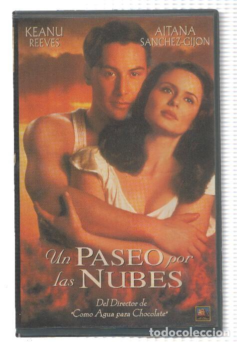 Colecionismo de Revistas e Jornais: Cine VHS: UN PASEO POR LAS NUBES - Keanu Reeves (20th Fox) - Afonso Arau