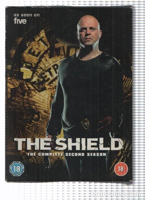 Collection Magazines and Newspapers: Serie en DVD: The Shield the complete second season (2003) - Shawn Ryan - NULL
