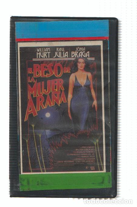 Sammeln von Zeitschriften und Zeitungen: Pelicula VHS: UN BESO DE LA MUJER ARA&Ntilde;A - Hector Babenco - Hector Babenco
