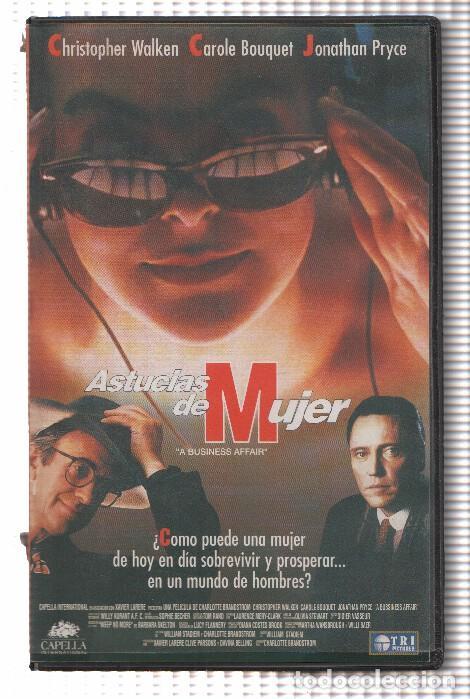 Collection Magazines and Newspapers: VHS-Cine: ASTUCIAS DE MUJER - Christopher Walken - Charlotte Brandstrom