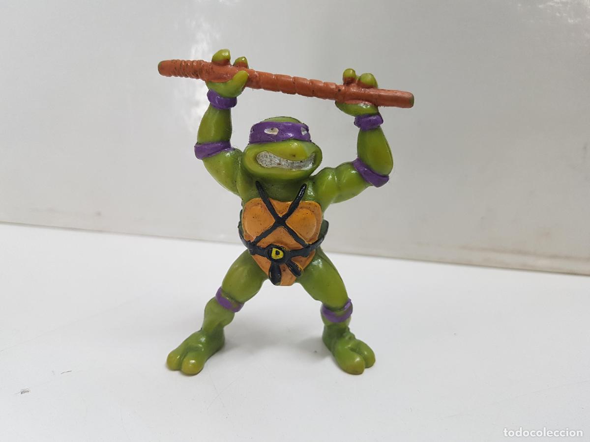 Coleccionismo de Revistas y Peri&oacute;dicos: Figura serie Las Tortugas Ninja: Donatello, alzando su bo