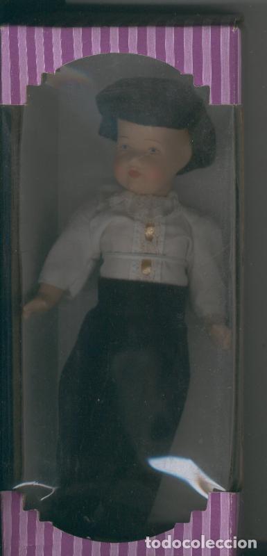 Colecionismo de Revistas e Jornais: Mu&ntilde;eca coleccionable modelo 09 - Varios