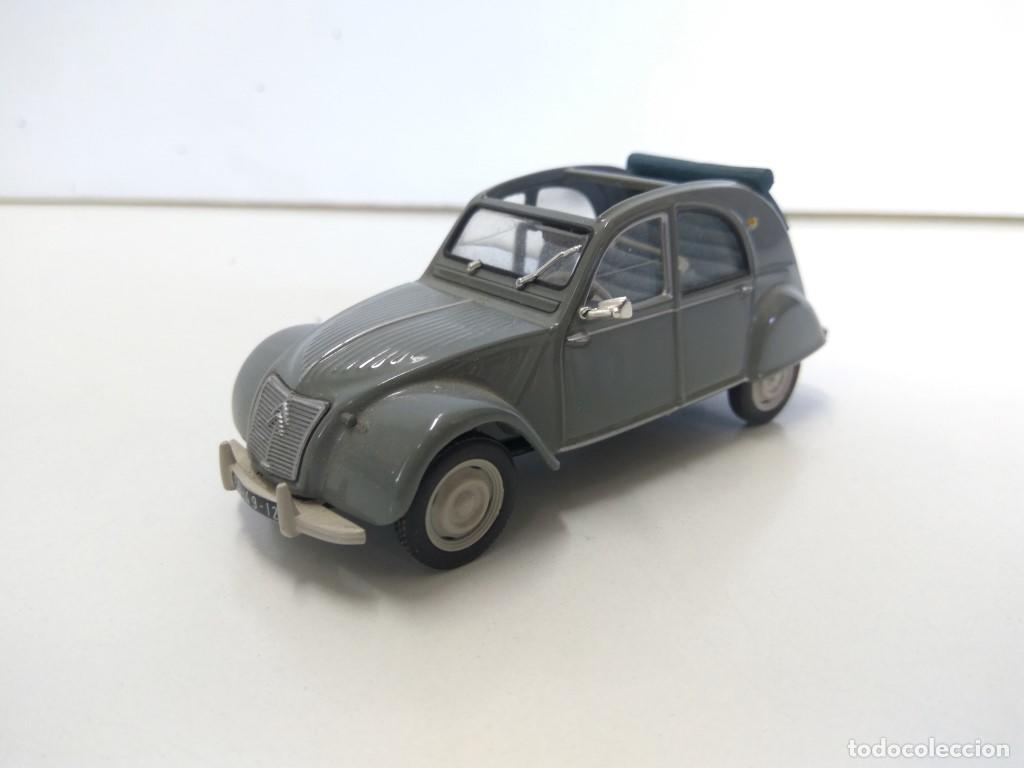 Collection Magazines and Newspapers: Coche Escala/Diecast: CITRO&Euml;N 2CV Gris Descapotable - 1:43 (ALTAYA) - Varios