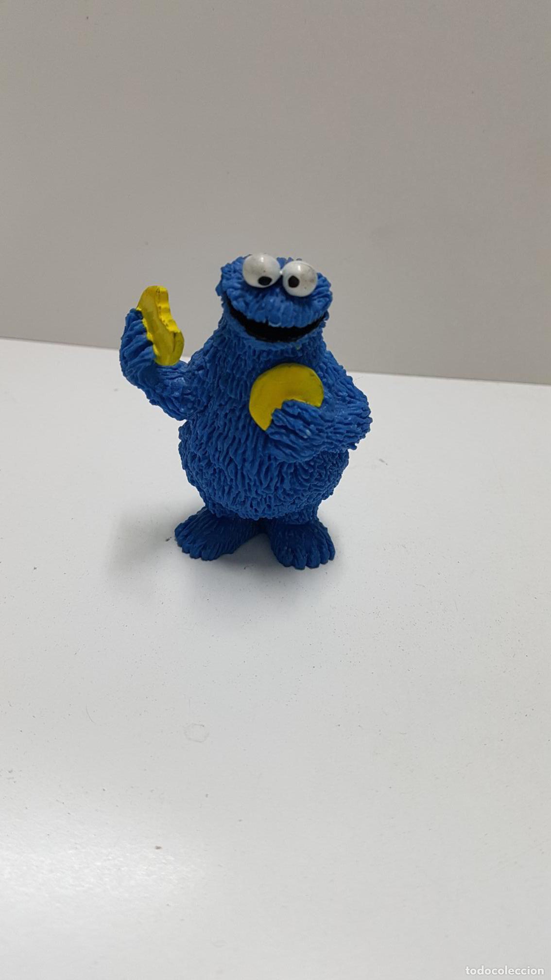 Collezionismo di Riviste e Giornali: Figura PVC Barrio Sesamo: Monstruo de las galletas comiendo. Comics Spain, 1984, Muppets INC.