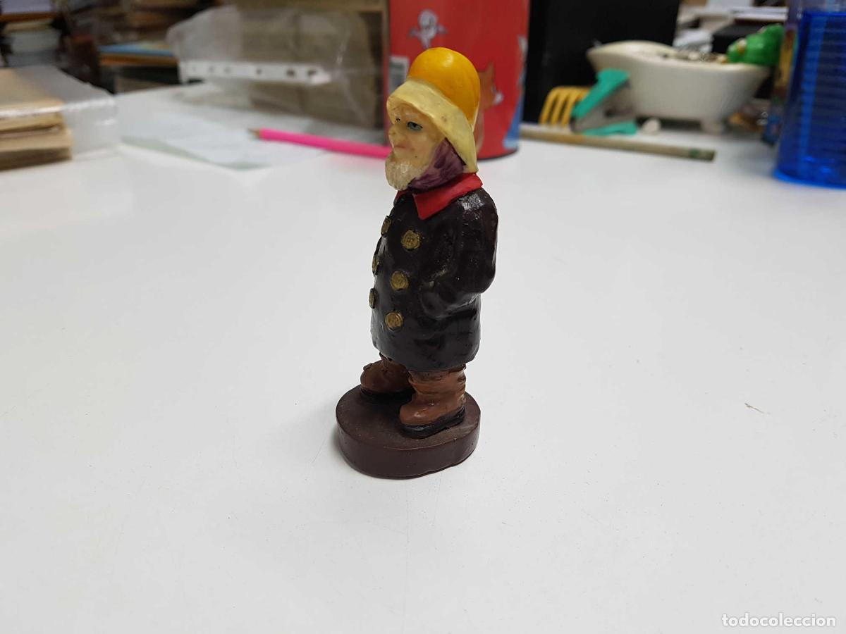 Collectionnisme de Revues et Journaux: Figura de resina, marinero con gabardina y gorro