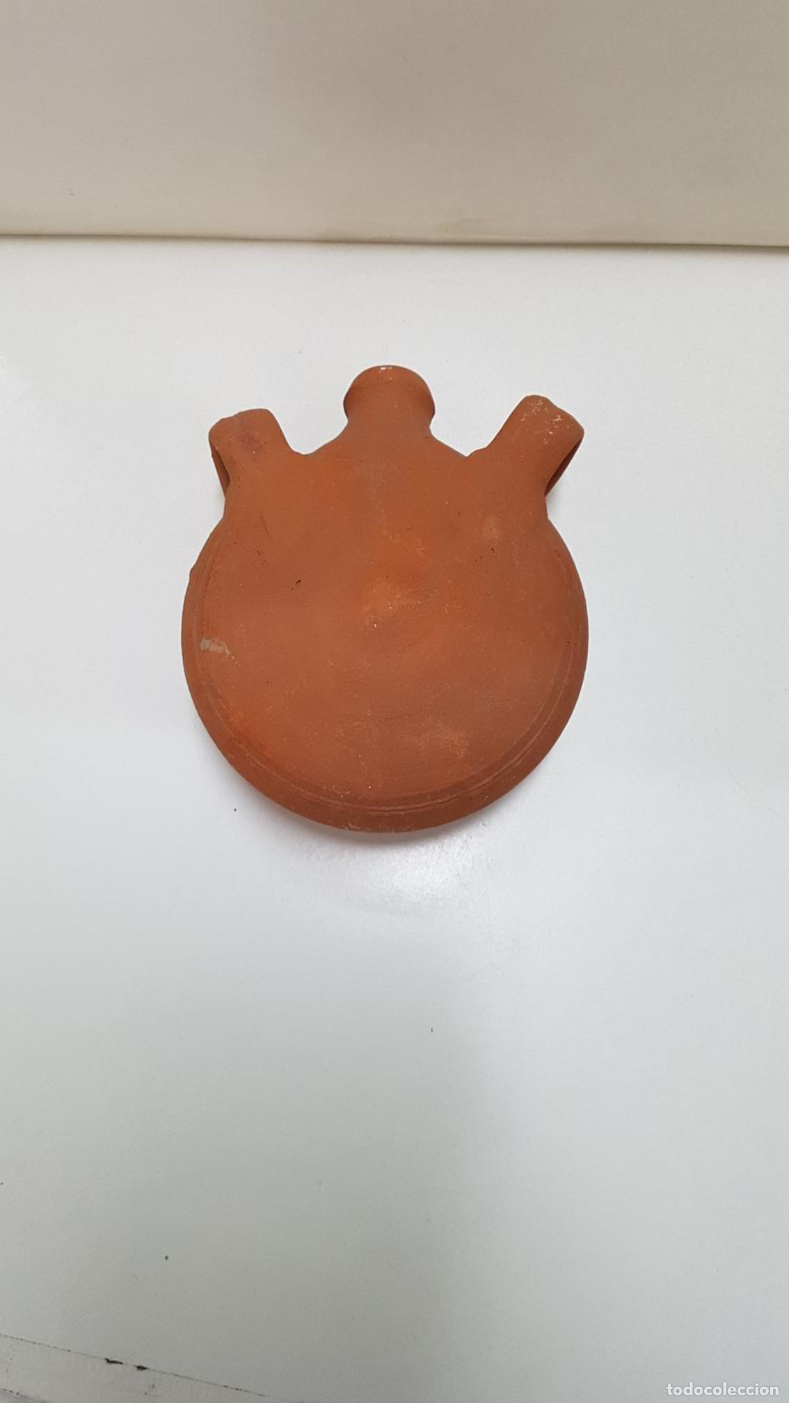 Collezionismo di Riviste e Giornali: Botijo: de barro ornamental, se coloca en posicion horizontal. 12 cm de diametro.