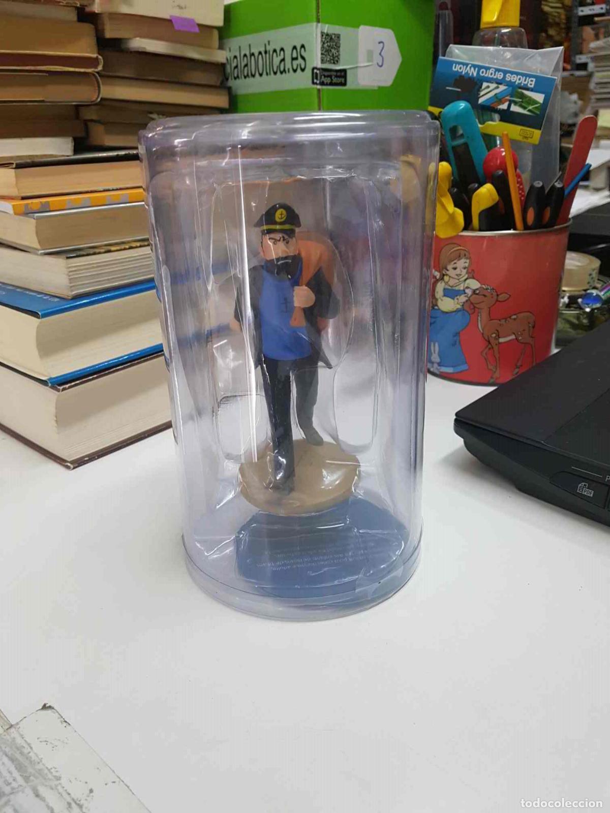 Colecionismo de Revistas e Jornais: Figura de serie Tintin: Haddock en Route. Con un petate sobre la espalda - NULL