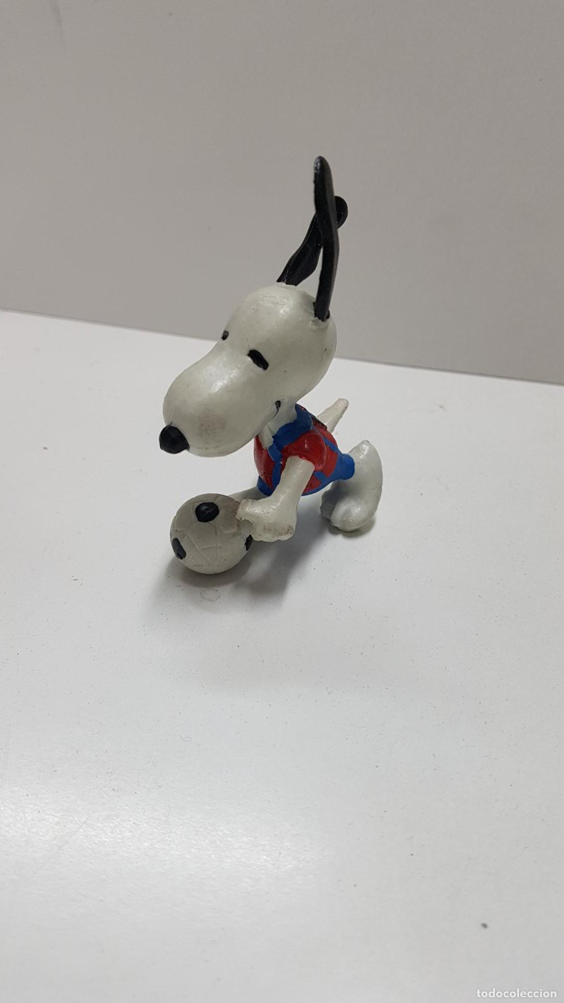 Sammeln von Zeitschriften und Zeitungen: Figura PVC: Snoopy futbolista con el numero 10