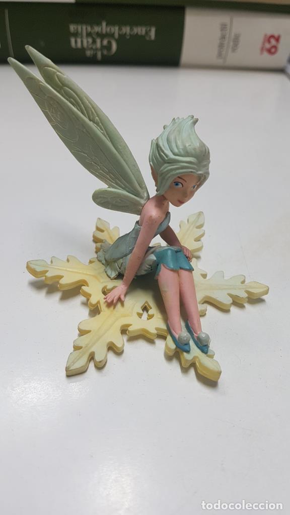 Colecionismo de Revistas e Jornais: Figura de resina: Hada Periwinkle, hermana de Campanilla (Peter Pan). La base es un copo de nieve -