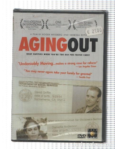 Colecionismo de Revistas e Jornais: Pelicula DVD: Aging Out (2004) a film by Roger Weisberg and Vanesa Roth. Docurama - NULL