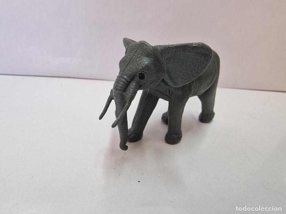Collezionismo di Riviste e Giornali: Figura Pvc: Elefante - NULL