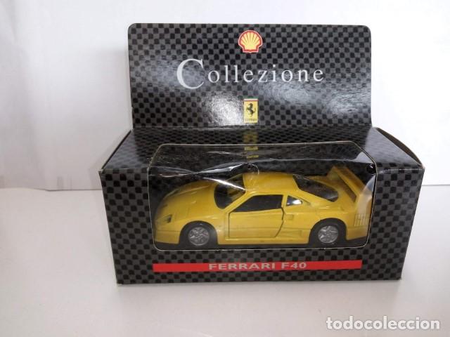 Coleccionismo de Revistas y Peri&oacute;dicos: Coche Escala/Scale Diecast Car: FERRARI F40, Amarillo - Ferrari Collezione SHELL - Maisto