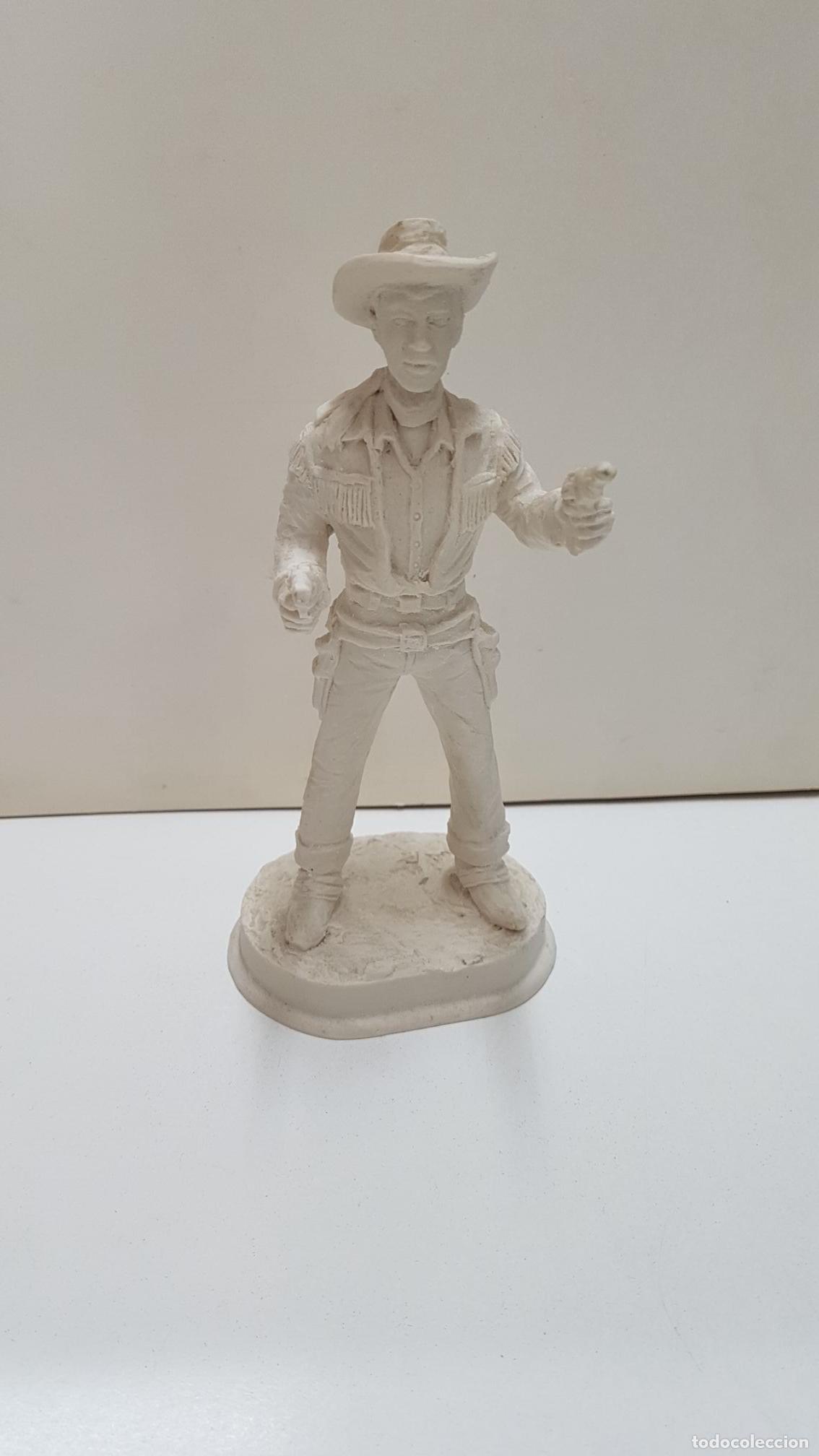 Sammeln von Zeitschriften und Zeitungen: Figura Resina Mendoza Colt (figura a pintar por el comprador) - Martin Salvador